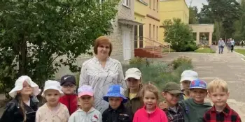 Экскурсия на торжественную линейку в школу!